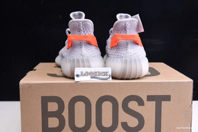 V2 Boost Light Yeezy Tail FX9017 Adidas 350 0805